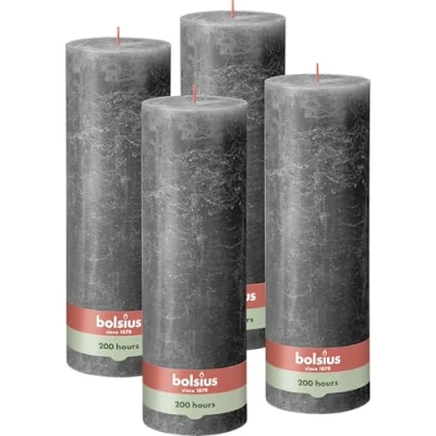 Afbeelding van Bolsius Rustieke stompkaars XXL, antraciet, 4 stuks, 30 x 10 cm, decoratieve huishoudelijke kaarsen, lengte brandduur 200 uur, geurloos, bevat natuurlijke plantenwas, zonder palmolie