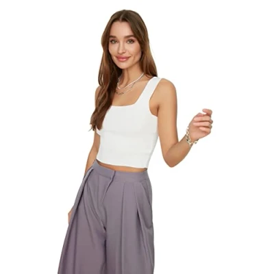 Afbeelding van Trendyol Ecru Crop Blouse Met Dikke Bandjes Twoaw20Bz0576