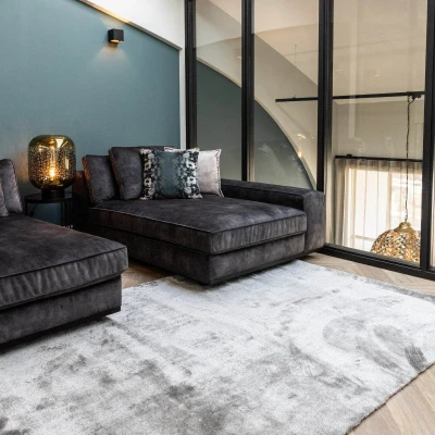 Afbeelding van Viscose Vloerkleed Glymm Grijs 240x340cm Wasbaar Interieur05