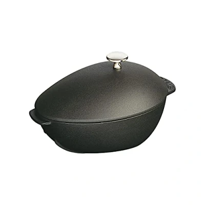 Afbeelding van Staub 1102523 schelppot, met deksel 25 cm, 2,0 l, geschikt voor inductie matzwarte email aan de binnenkant van pot, zwart