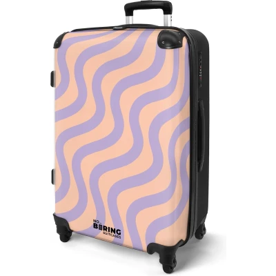 Afbeelding van NoBoringSuitcases.com® Koffer groot Rolkoffer lichtgewicht Roze met paarse golvende lijnen Reiskoffer 4 wielen Grote trolley XL 20 kg bagage