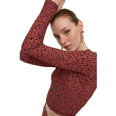 Afbeelding van Trendyol Getailleerde Cropped Stretchy Gebreide Blouse Met Ronde Hals En Pruimmotief Twoaw22Bz0505