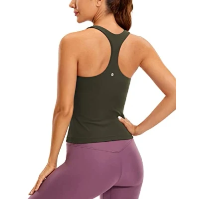 Afbeelding van CRZ YOGA Vrouwen Workout Tank Tops met Ingebouwde BH Racerback Atletische Top Longline Sport Olijfgroen M
