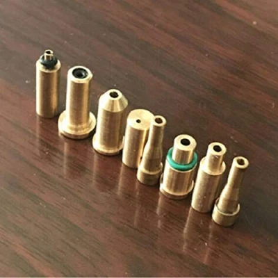 Afbeelding van TS Trade 8 in 1 set Gas Refill Adapters voor S T Dupont Dunhill jurk/rollagas