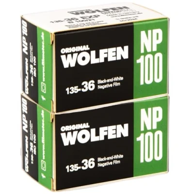 Afbeelding van original WOLFEN NP100 zwart/wit kleine film in dubbele verpakking 2x36 opnamen