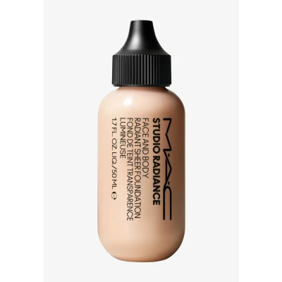 Afbeelding van M·A·C Studio Radiance Face and Body Radiant Sheer Foundation W0 50 ml