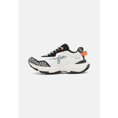 Afbeelding van Tamaris Sneakers laag, Dames, Maat: 38, White/black Kunststof/ textiel