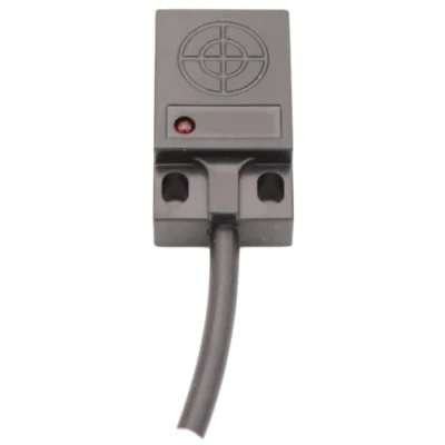 Afbeelding van CNCTEC Inductieve sensor TL W5MB2, compact ontwerp IP65, 5 mm, NC, PNP, metaaldetectie tot temperatuurbestendig 70 C, 3 aderige kabel 180 cm, metaaldetectie, naderingsschakelaar,