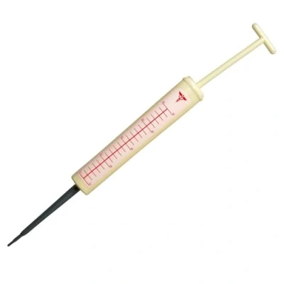 Afbeelding van Fiestas Guirca Zuster/dokter Injectie spuit XL carnaval verkleed accessoire 52 cm