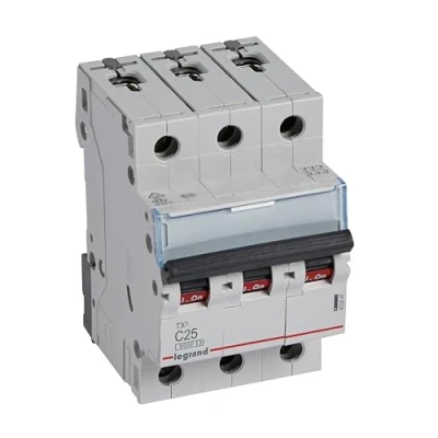 Afbeelding van Legrand installatieautomaat tx3 3p c25a 6000a 3modules 403547