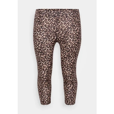 Afbeelding van ONLY Carmakoma Cartime LIFE CALF Shorts, Dames, Maat: M 46/48, Black