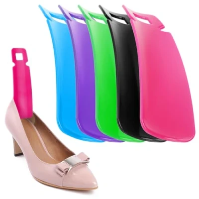 Afbeelding van COM FOUR® 5x mini schoenlepel kunststof lichte, kleine met kort handvat stevige schoenaantrekhulp in 5 kleuren 14 cm lang (5 Farben cm)