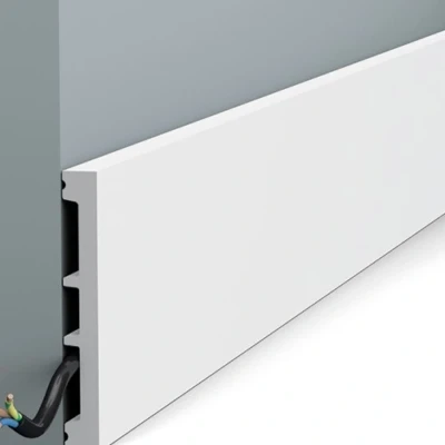 Afbeelding van orac plint sx163 gelakt ral 9003 230x10.2x1.3 cm