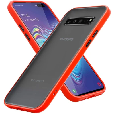 Afbeelding van Cadorabo Hoesje geschikt voor Samsung Galaxy S10 4G in Mat Rood Zwarte Knopen Hybride beschermhoes met TPU siliconen Case Cover binnenkant en matte plastic achterkant