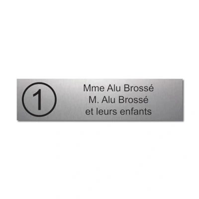 Afbeelding van Gegraveerd plaatje voor naam en nummer, brievenbus, zelfklevend, 10 x 2,5 cm, gepersonaliseerd, 1 3 regels, geborsteld aluminium