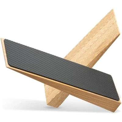 Afbeelding van Bamboe Deurstopper Antislip 2er Set Houten Deurwig met Rubber Geschikt voor alle Vloeren en Deuren Duurzaamboe Design Deurgels een Veilige Stabiele Grip