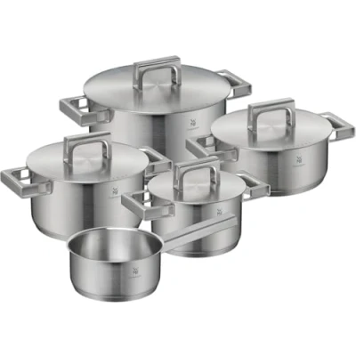 Afbeelding van WMF Ultimate Cool Pannenset, 5 delig, kookpannenset met roestvrijstalen deksel, Cromargan mat roestvrij staal, ongecoat, schaalverdeling aan de binnenkant, vaatwasmachinebestendig