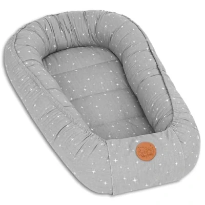 Afbeelding van Babynest Cocoon newborn 90 x 50 cm Handgemaakt knuffelig babynestje van katoen Galaxy