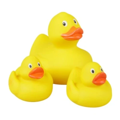 Afbeelding van Lena 65543 eendenfamilie set van 3, mama eend ca. 11 cm en 2 eenden kuikens 5 als badspeelgoed, piepende om te baden spelen, badeend familie, eendenset voor kinderen vanaf 12