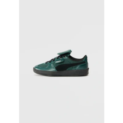 Afbeelding van Puma Palermo 2 Harry Potter Unisex Sneakers laag voor kinderen, Maat: 37.5, Dark myrtle/black Leer en textiel