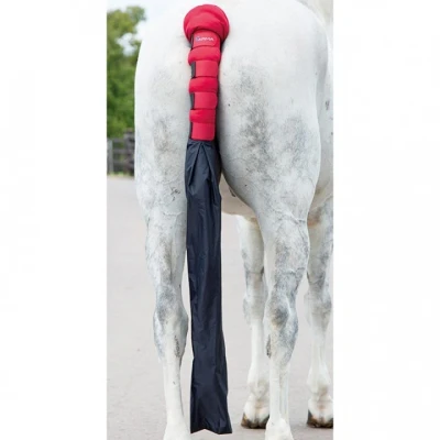Afbeelding van Shires Staart Beschermer Gevoerd met Tas Rood