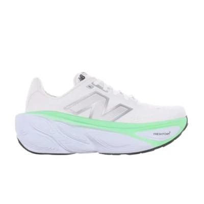 Afbeelding van New Balance Fresh FOAM X MORE V5 Hardloopschoenen voor op de weg, Dames, Maat: 35, White/green Textiel