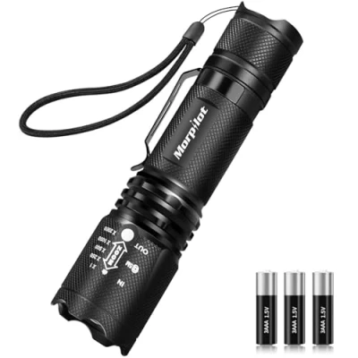 Afbeelding van Morpilot UV zaklamp, 2 in 1 395nm ultraviolet licht, witte zaklamp 4 standen zoombaar, 500 lumen krachtig, voor kamperen, huishouden, wandelen, noodgevallen
