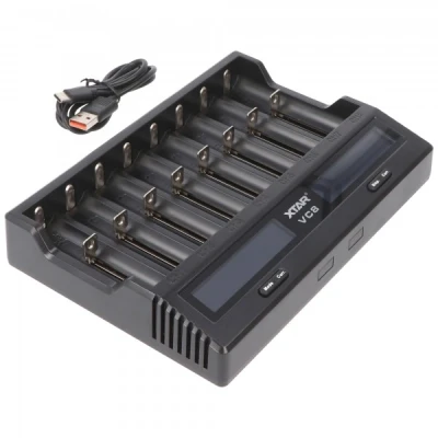 Afbeelding van 8 voudige snellader voor 1 Li ion 3.6 en 3.7V batterij, laadstroom max. 3A, laadt batterijen Lengte 75,5 mm