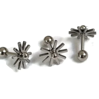 Afbeelding van Helix Piercing Bloem Zilverkleur Chirurgisch Staal