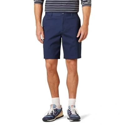 Afbeelding van Amazon Essentials Heren Classic Fit 23 cm Stretch Chino Shorts (verkrijgbaar in Big &amp; Tall), marineblauw, 31W