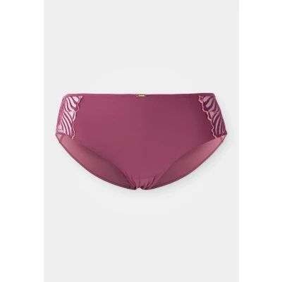 Afbeelding van Chantelle dames Slip met borduring in de kleur Bordeauxrood, maat: 38