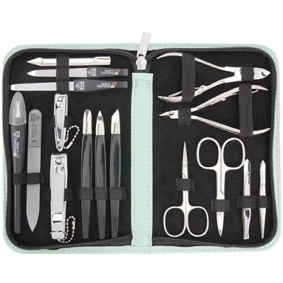 Afbeelding van DREI SCHWERTER 16 delige manicure pedicureset &#039;Cinisello&#039; Hoogwaardige kunstlederen nageletui voor hand en voetverzorging. Kleur: mint Inhoud: nagelschaar, nagelknipper, pincet nog veel