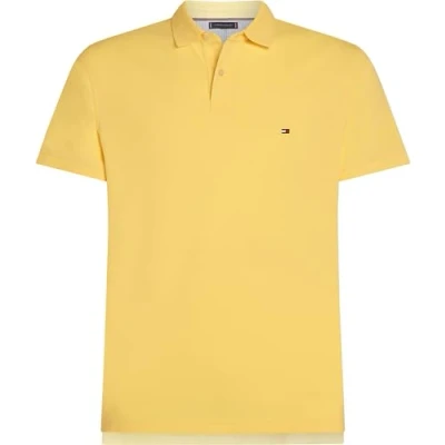 Afbeelding van Tommy Hilfiger heren Core regular fit polo van piqué katoen met logoborduring in de kleur Citroengeel, maat: M