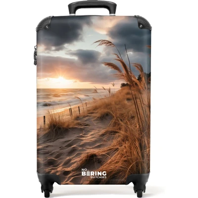 Afbeelding van NoBoringSuitcases.com® Handbagage koffer lichtgewicht Reiskoffer trolley Strand bij zonsondergang Rolkoffer met wieltjes Past binnen 55x40x20 en 55x35x25