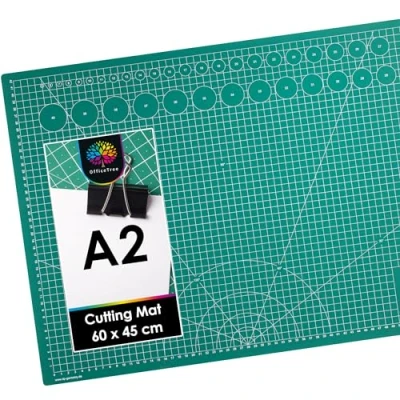 Afbeelding van OfficeTree Snijmat A2 60 x 45 cm Zelfhelend Groen Zelfherstellend met Dubbelzijdige Rasters en Markeringen voor Professionele Sneden PVC 3 Laags Recyclebaar