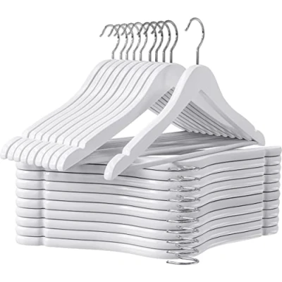 Afbeelding van Utopia Home Premium houten hangers 20 stuks duurzame en slanke kleerhanger kostuumhangers met 360 graden draaibare haak schoudergroeven (witte kleur)
