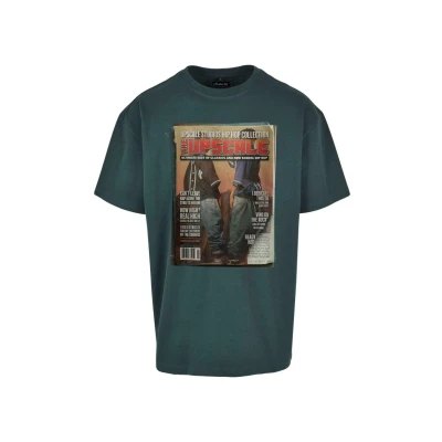 Afbeelding van Upscale by Mister Tee Unisex Magazine Tshirt print, Maat: Large, Bottlegreen