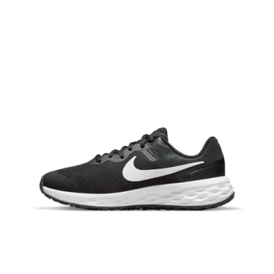 Afbeelding van Nike Revolution 6 kinder sneakers zwart Maat: 30