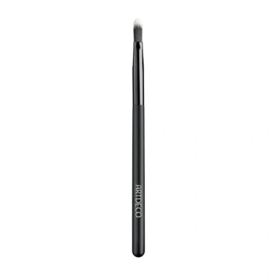 Afbeelding van ARTDECO Multi purpose Brush Oogkwast, allrounder van synthetisch haar voor crème , vloeibare, poeder en geltexturen 1 stuk