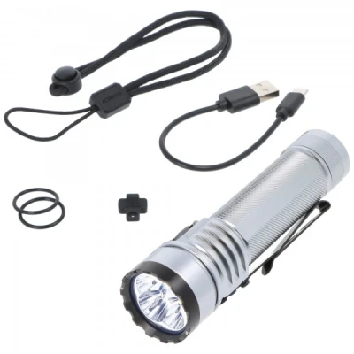 Afbeelding van AceBeam E75 Quad Core LED zaklamp, 4500 lumen, 6.500K, zilver