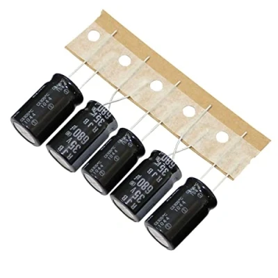 Afbeelding van 10x Elektrolytische condensator Radiaal 680µF 35V 105C RJB 35V681MI5#Q T4 d12,5x20mm 680uF