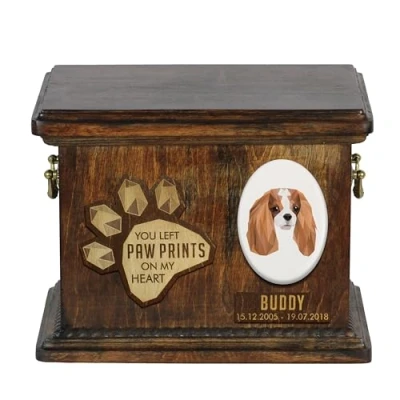 Afbeelding van Art Dog Aangepaste geometrische hondenherdenkingsurn Handgemaakte houten urn Op maat gemaakte hondencrematiedoos voor as 8,3x11,4x8,7 Arrogant