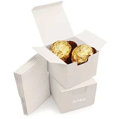 Afbeelding van Kurtzy Witte Hobby Geschenk Doosjes (50 Pak) L5 x B5 H5 cm Kraft Makkelijk te Assembleren Presentatie Doos Cadeaudoos Voor Feesten, Verjaardagen, Huwelijken &amp; Vakanties