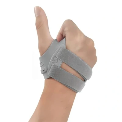 Afbeelding van Spoor vingerbescherming sport duimbescherming metalen drager polsbandage verstelbare duimbandage duimspalk voor gebroken verstuikte artritis peesontsteking gezwollen vingers (L)