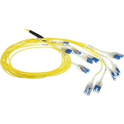 Afbeelding van ACT DC5556 Singlemode 50/125 OS2 Prefab Glasvezelkabel 24F LC Polarity Twist 30 meter