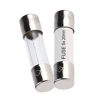 Afbeelding van PeakTech 7706 fijne zekering 0,25 A / 300 V, 5 x 20 mm flink (F), voet, keramische zekering, zekeringinzetstuk, cilinderzekering, buiszekering, Fast Blow, 10 stuks (5 mm)