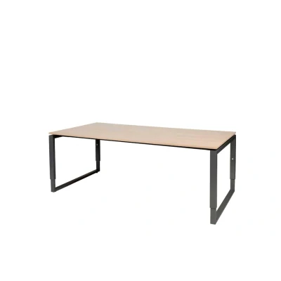 Afbeelding van Domino Plus vergadertafel, hoogte instelbaar (62 85cm) met 200x100cm &#039;zwevend&#039; havana/ kersen licht 25mm blad en zwart (RAL9011) O poot frame