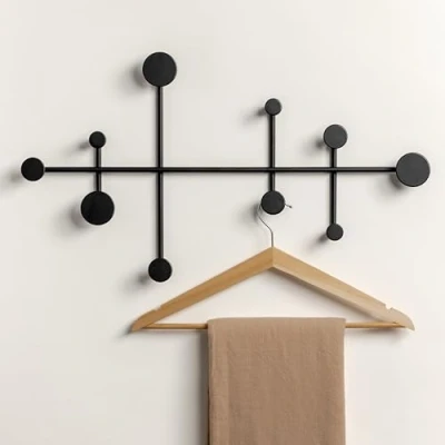Afbeelding van KAZAI. &#039;Sval&#039; Wandgarderobe Minimalistisch Kapstokontwerp uit Berlijn Moderne Metalen Muurgeplaatste Kapstok/Haken Zwart