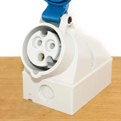 Afbeelding van Mennekes wandcontactdoos 16a 3p 6h 230v ip44 101