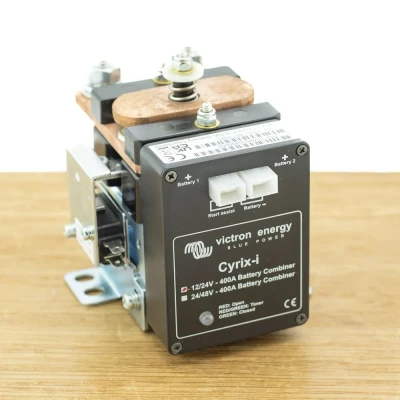 Afbeelding van Cyrix i 12/24V 400A intelligent combiner